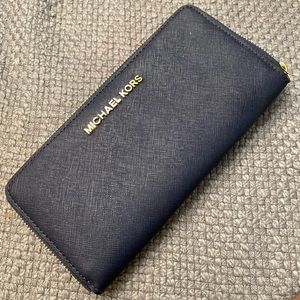 Navy blue Michael Kors saffiano leather wallet